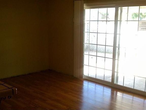 5th image of 2422 Kathryn Ct