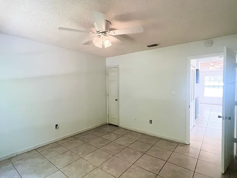 Downstairs Bedroom 1