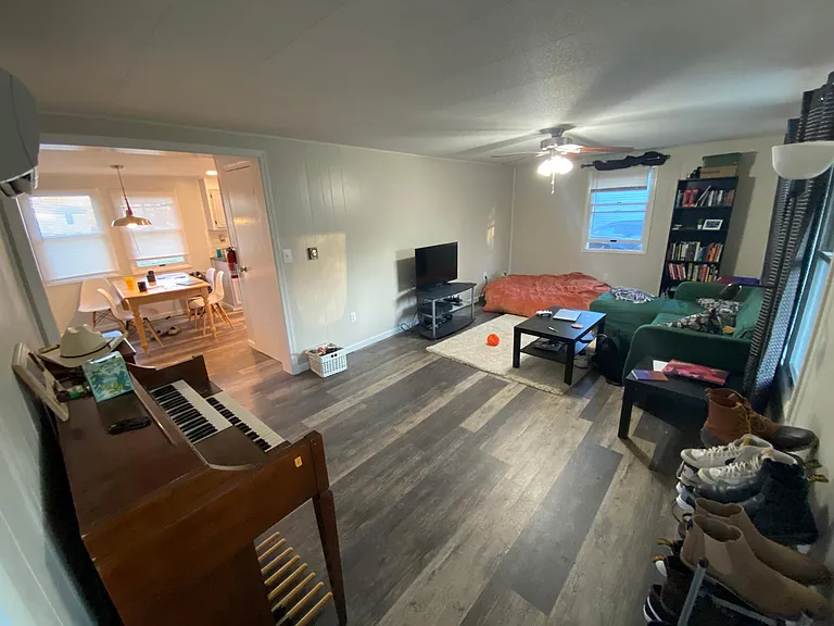 34 Boxwood Ln #1 — Photo 12
