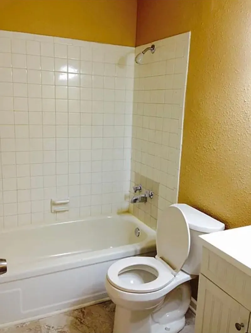 Nebraska Apartments — Photo 3