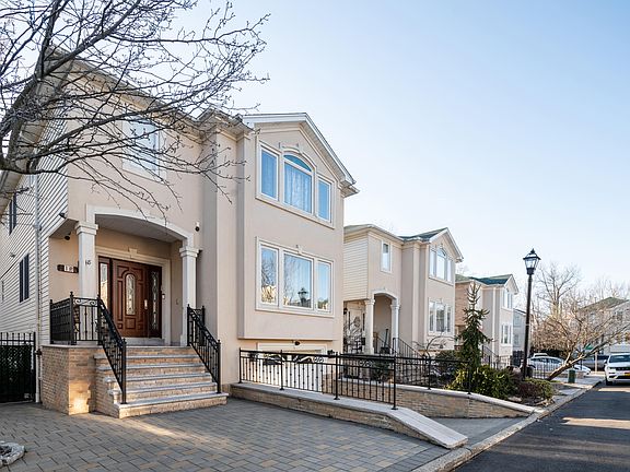 2nd image of 18 Irene Ln