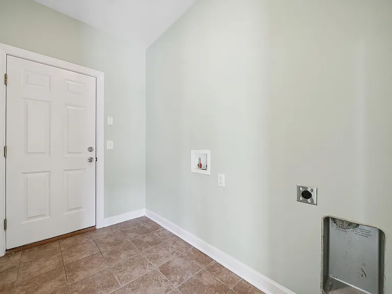 6112 John Jackson Dr — Photo 18