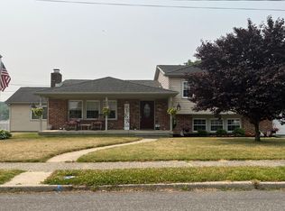 668 Lancing Rd, West Deptford, NJ 08096