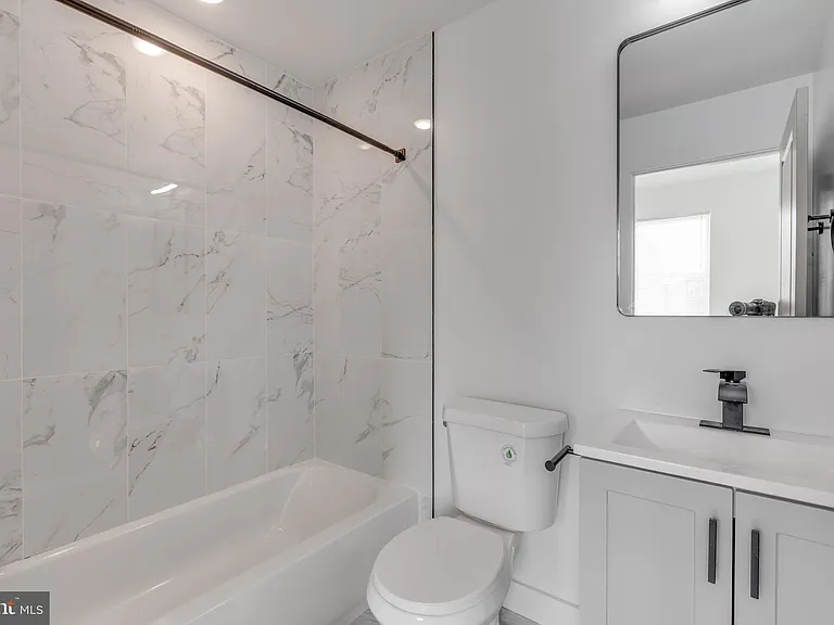 4153 Mantua Ave #3 — Photo 10