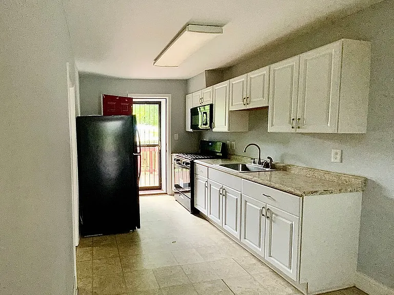 716 McCabe Ave #1 — Photo 11