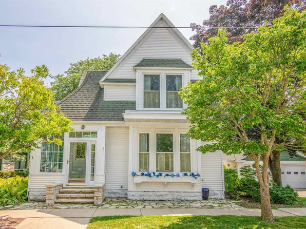 511 Hill St, Green Lake, WI 54941