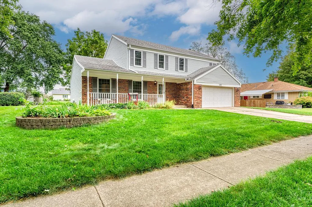 5 bed, 2336 sqft, $4,000 — Photo 3