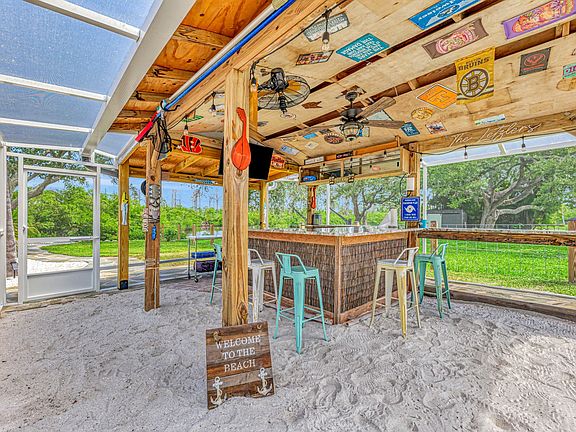 4th image of 2062 Oyster Creek Dr #3
