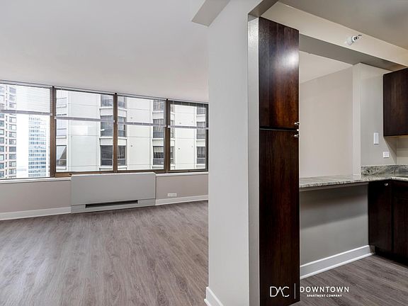 5th image of 505 N McClurg Ct #1512