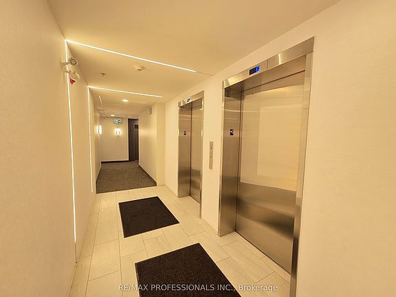 3rd image of 110 Fergus Ave #132