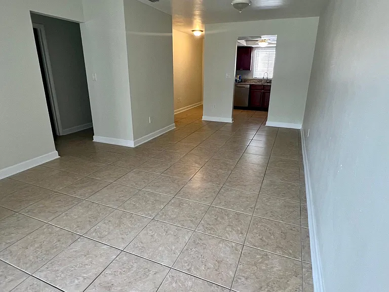 2650 Park Windsor Dr #106 — Photo 5
