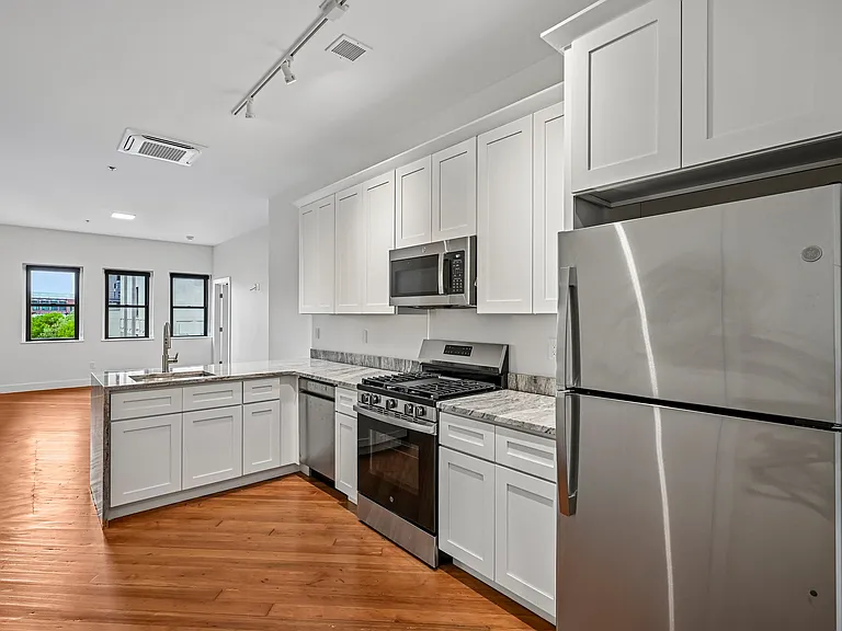 Lauderdale Lofts — Photo 35