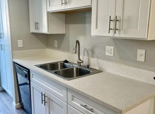 816 Tracey St, Henderson, NV 89015