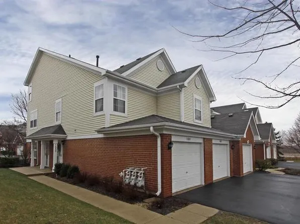 1623 Thornfield Ct, Roselle, IL 60172