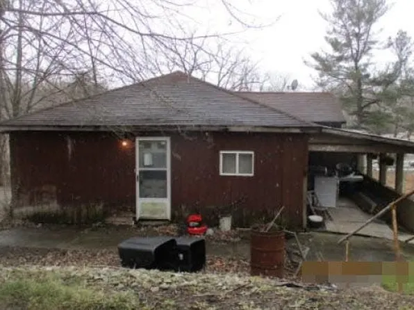 1591 Arona Rd, Irwin, PA 15642