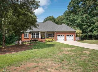 37 Brooks Dr, Stockbridge, GA 30281
