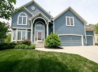 4424 Grove St, Shawnee, KS 66226