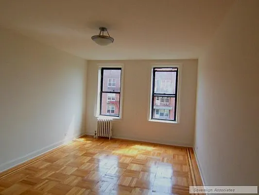 Rented by Sovereign Associates | media 22