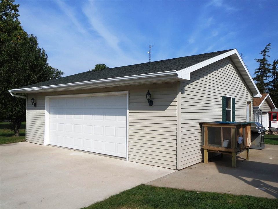 28x26' Detached  Insulated Garage