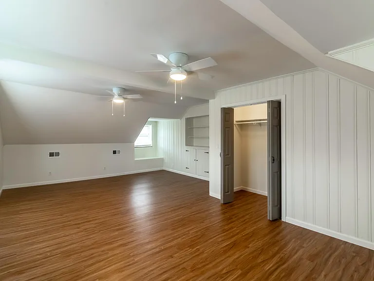 1021 Portland St #2 — Photo 11