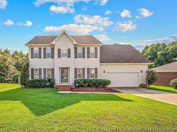 916 Bugle Call Dr, Fayetteville, NC 28314