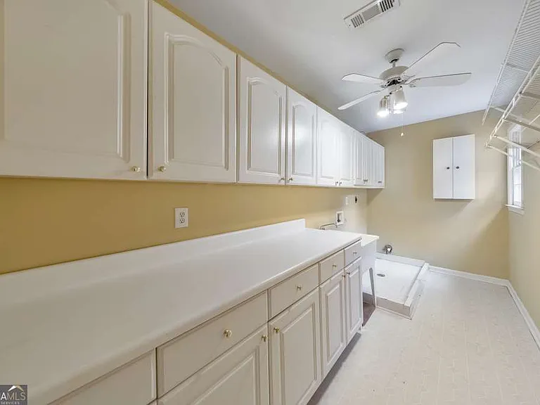 5321 Edgerton Dr — Photo 38