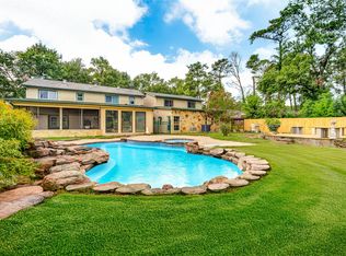 303 Shady Glen Ln, Conroe, TX 77385