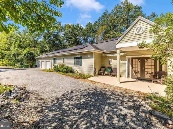 13450 Millstone Cir, Hancock, MD 21750