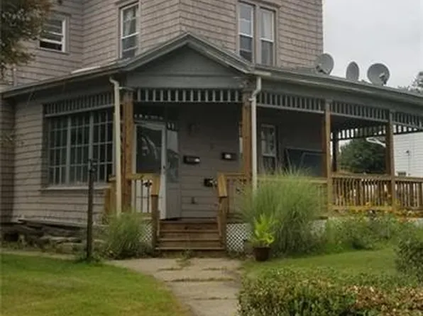 3 Prospect St, Danbury, CT 06810