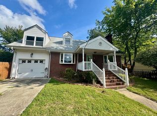 1324 Milton St, Norfolk, VA 23505