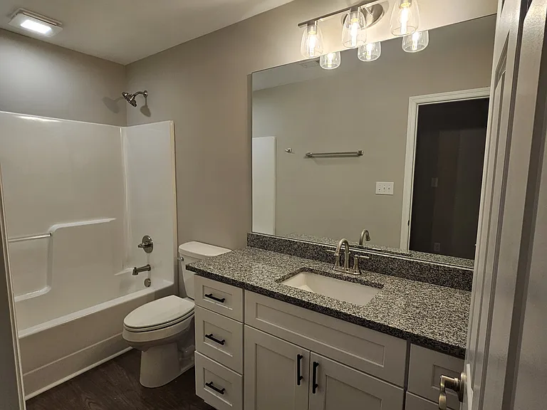 2012 Thompson Dr #2 — Photo 6