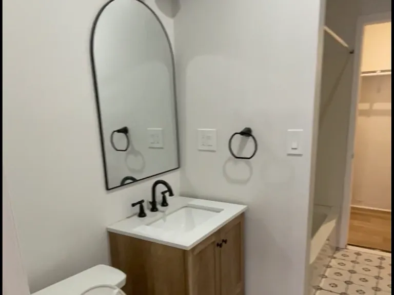 98 Chestnut St #1F — Photo 5