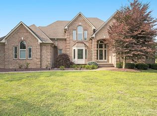 9828 N Stoney Creek Rd, Carleton, MI 48117