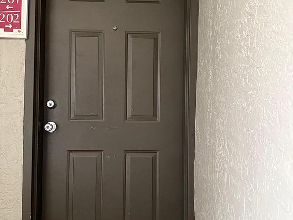 4th image of 5061 Wiles Rd APT 202