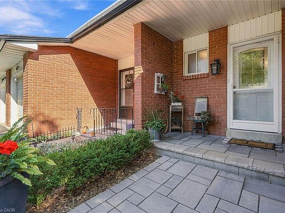 3rd image of 53 Bryna Ave