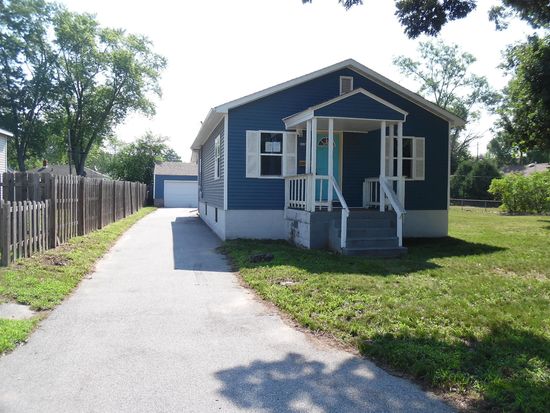 2829 Dearborn St, Lake Station, IN 46405