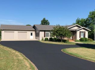 N6462 Hillview Rd, Saint Cloud, WI 53079