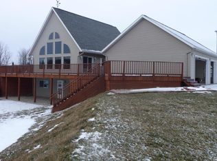 6474 N Johnson Rd, Lakeview, MI 48850