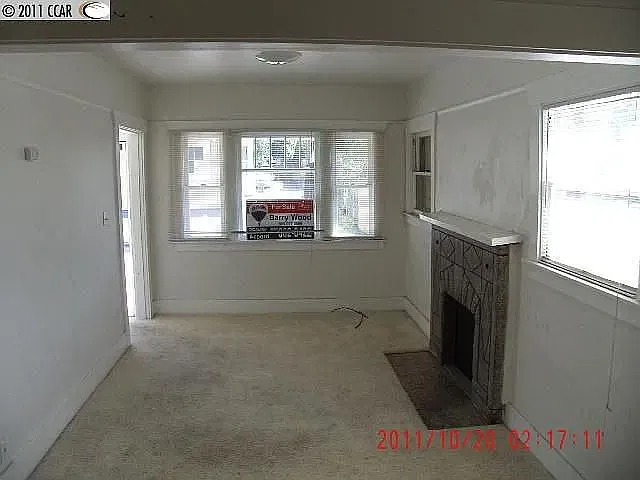 2 bed, 692 sqft, $2,500 — Photo 2
