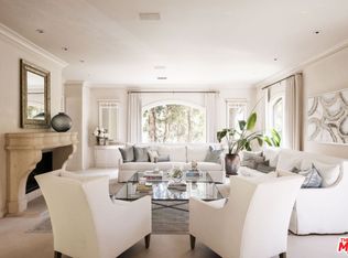 1160 Chantilly Rd, Los Angeles, CA 90077