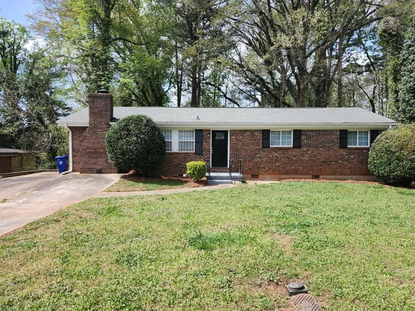 2879 Port Royal Ln, Decatur, GA 30034
