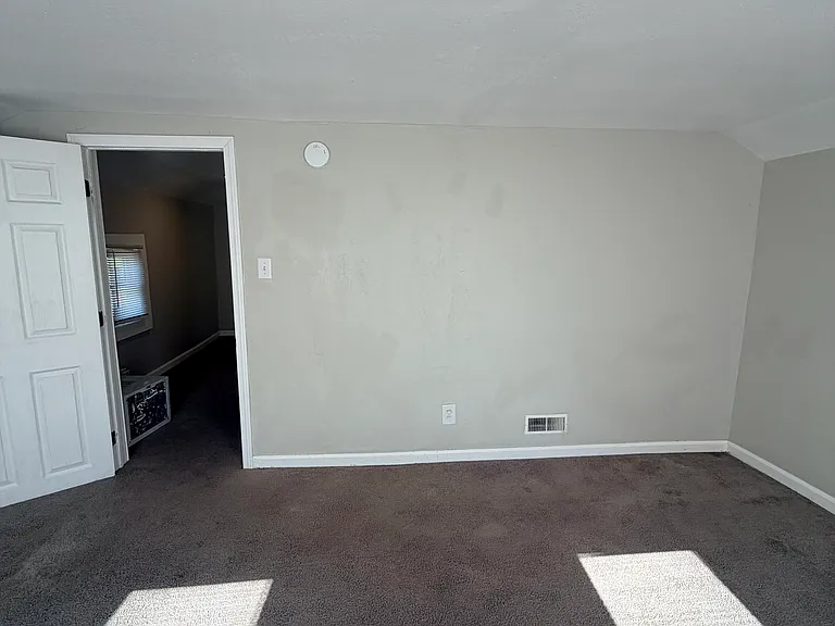 1304 Utah St — Photo 17