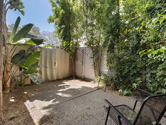 2nd image of 8271-8281 Norton Ave #8277