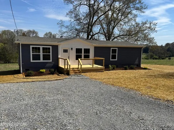 364 Greenbriar Rd, Sweetwater, TN 37874
