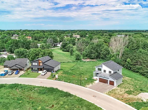 9976 14th Cir NE, Saint Michael, MN 55376