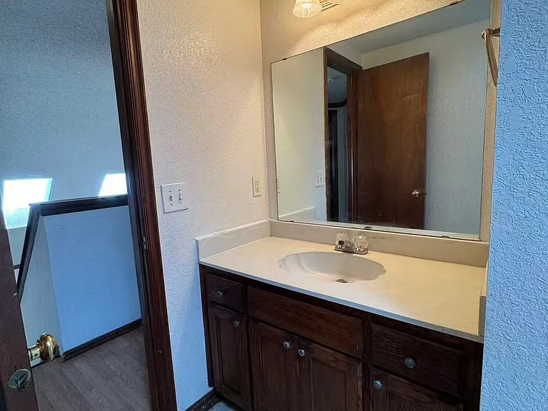 2128 Meench Dr — Photo 18