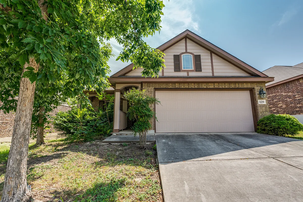 Building Photo - 129 Buckskin Way