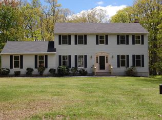 104 Breezewood Dr, Scotrun, PA 18355