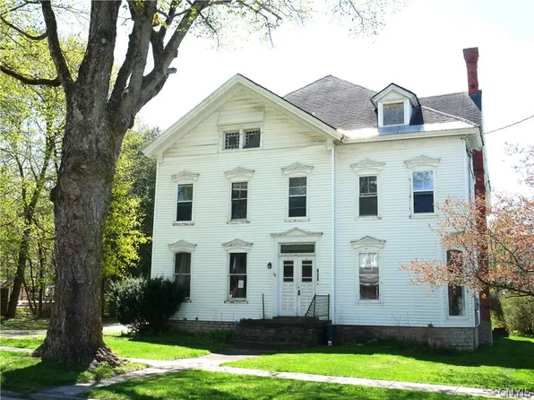 360 Putnam St, Waterville, NY 13480