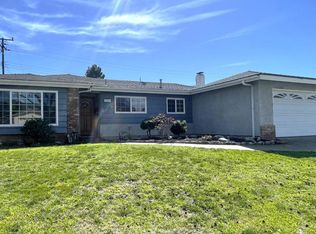 2256 Lonsdale St, Camarillo, CA 93010